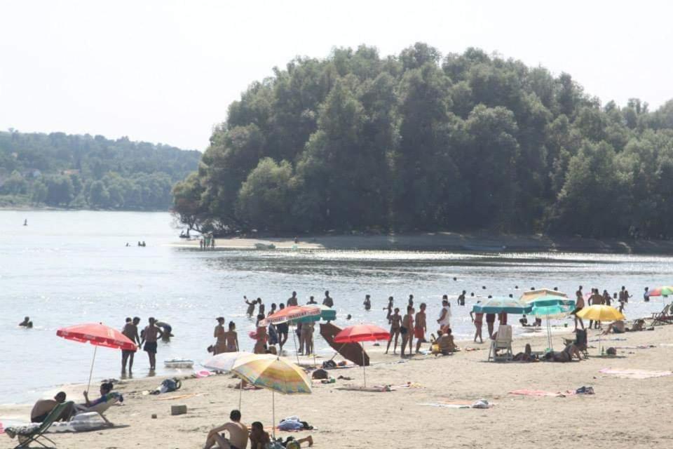 Danube Fairy Vila Futog Exterior foto