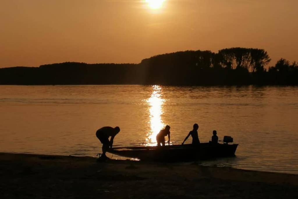 Danube Fairy Vila Futog Exterior foto