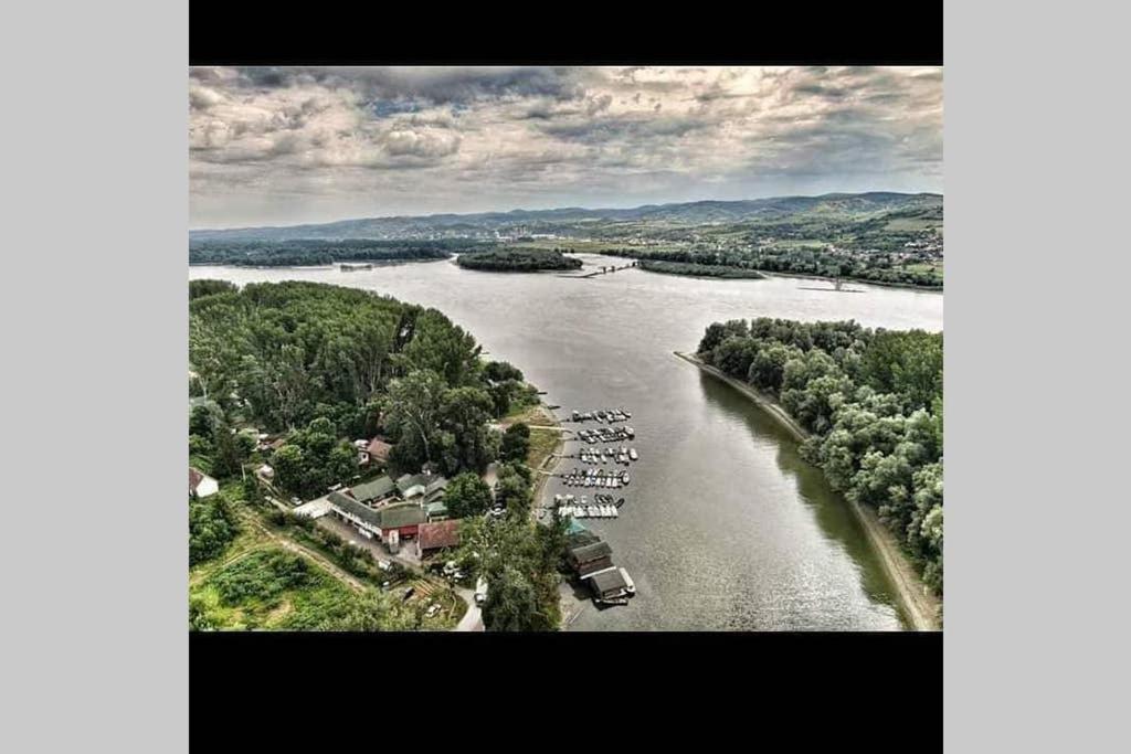 Danube Fairy Vila Futog Exterior foto